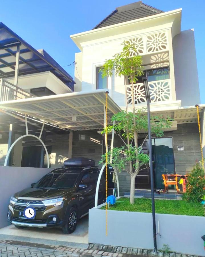 Family Villa Syariah C-37 Batu 바투 외부 사진